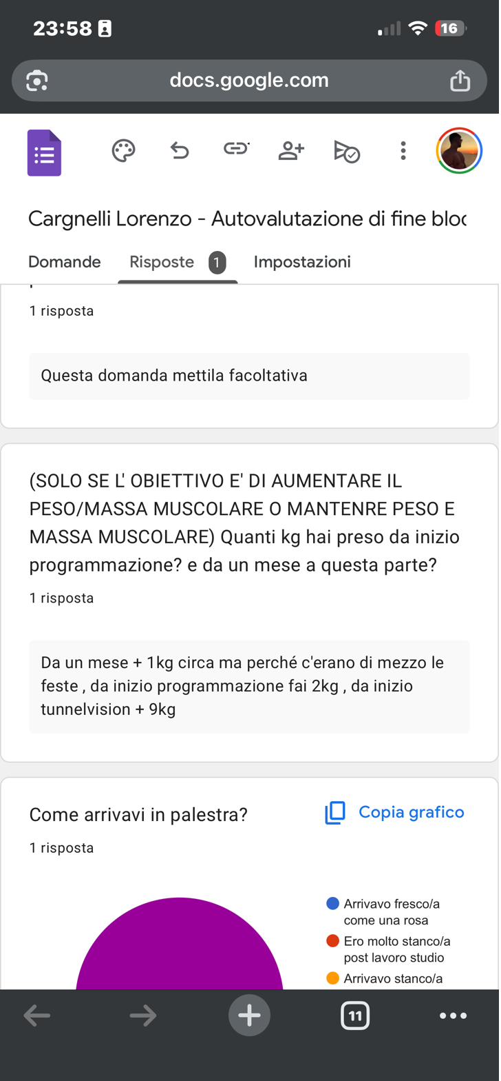 Screenshot di chat: un atleta ringrazia il team per il supporto ricevuto durante il percorso